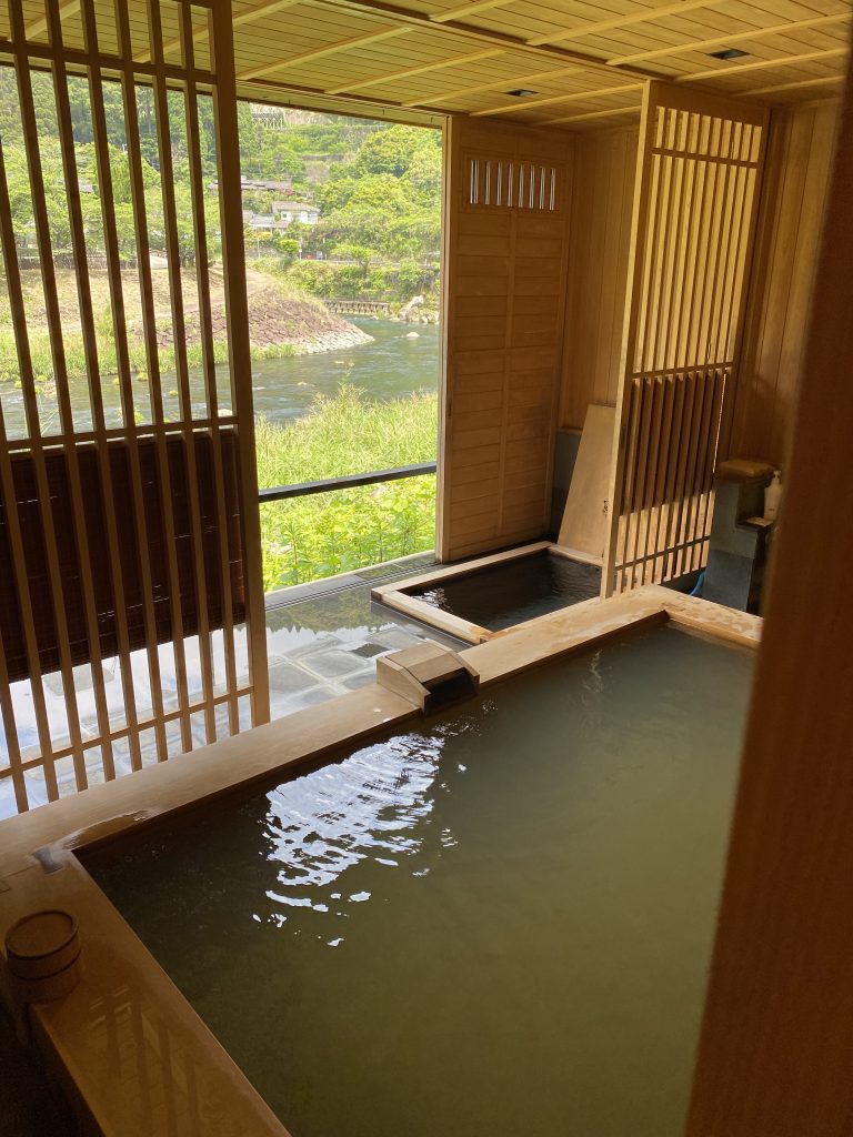温泉療法